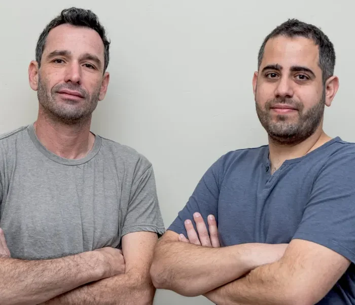SimpleClosure cofounders Nimrod Ram and Dori Yona